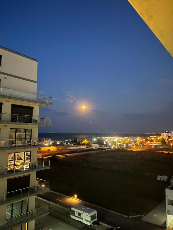 Luxury Studio 42 De Silva Mamaia Exterior photo