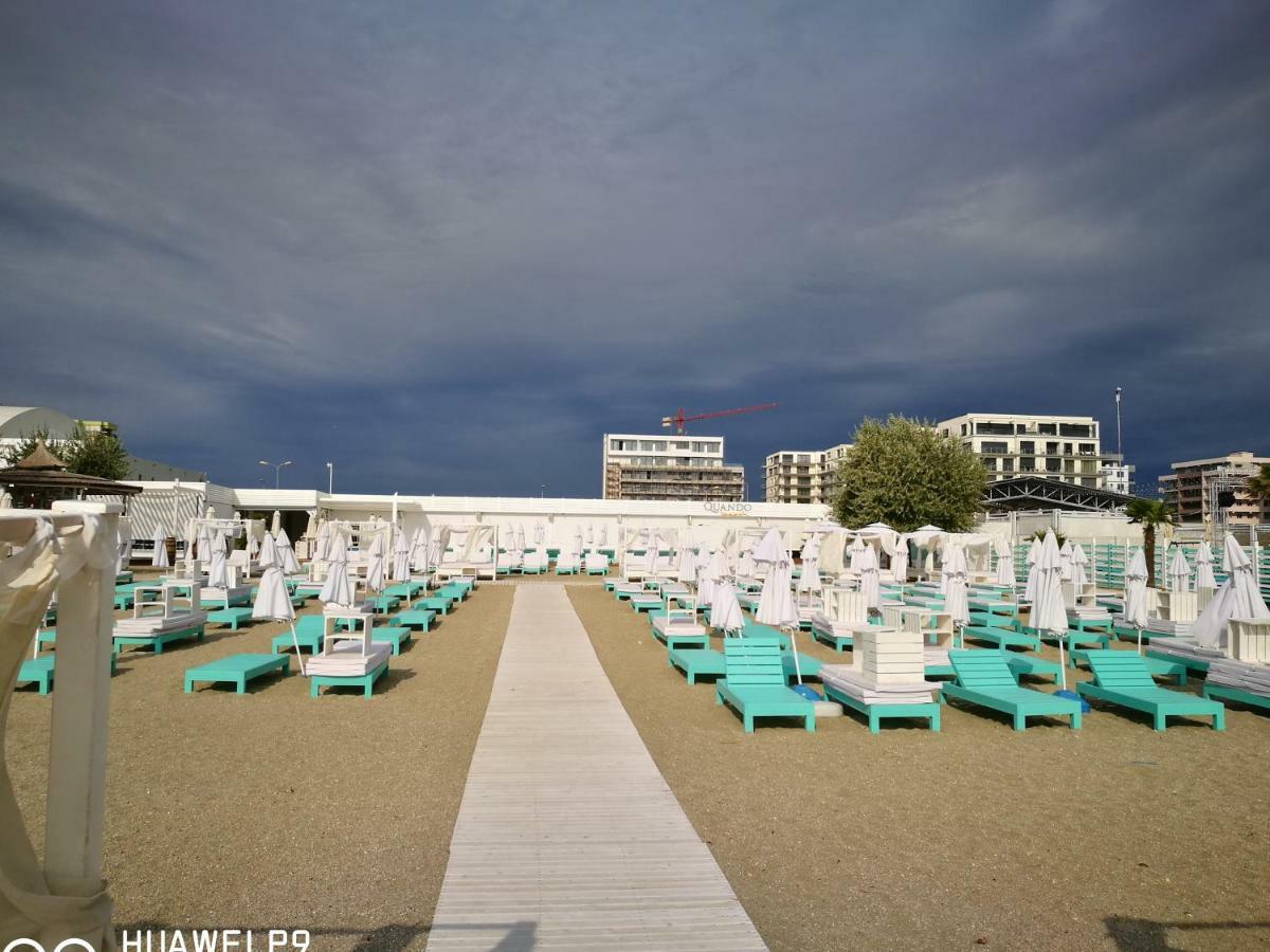 Luxury Studio 42 De Silva Mamaia Exterior photo